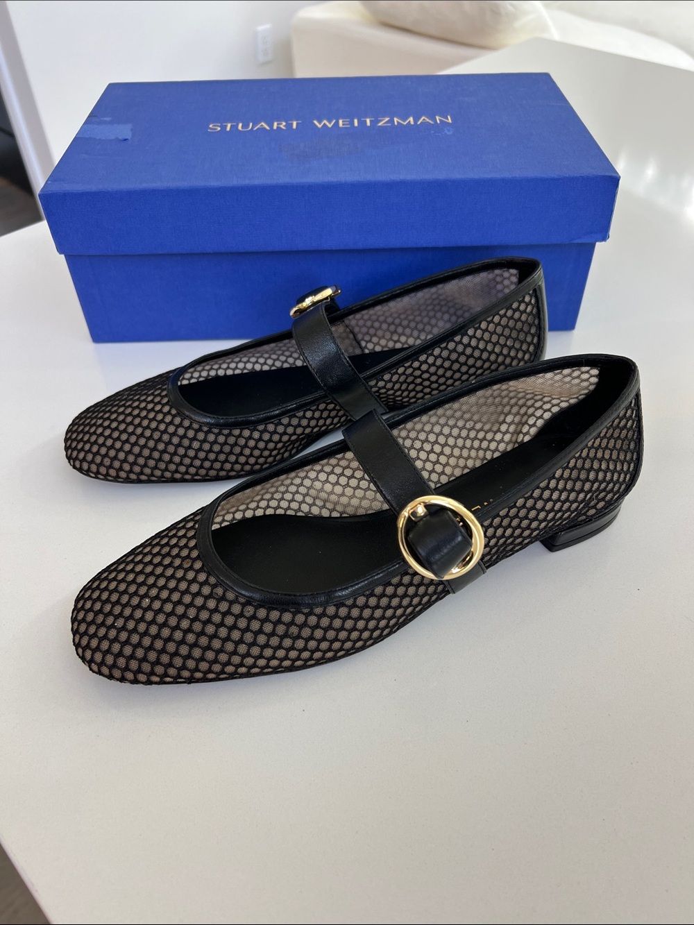 Stuart Weitzman arabella mary jane black mesh flats with gold tone hardware 7.5